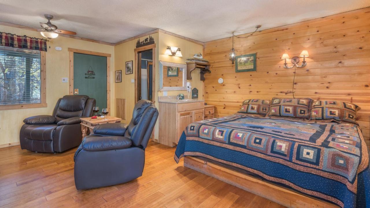 Whispering Pine Cabins Ruidoso Exterior photo