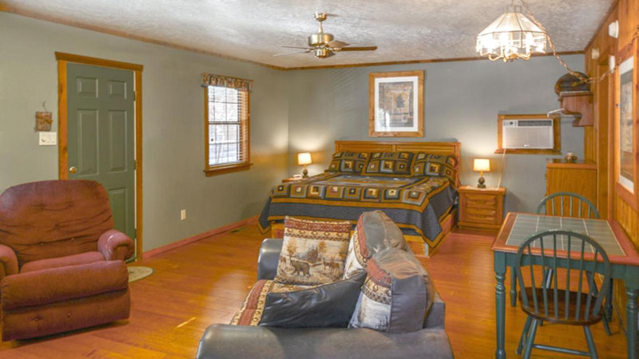 Whispering Pine Cabins Ruidoso Exterior photo